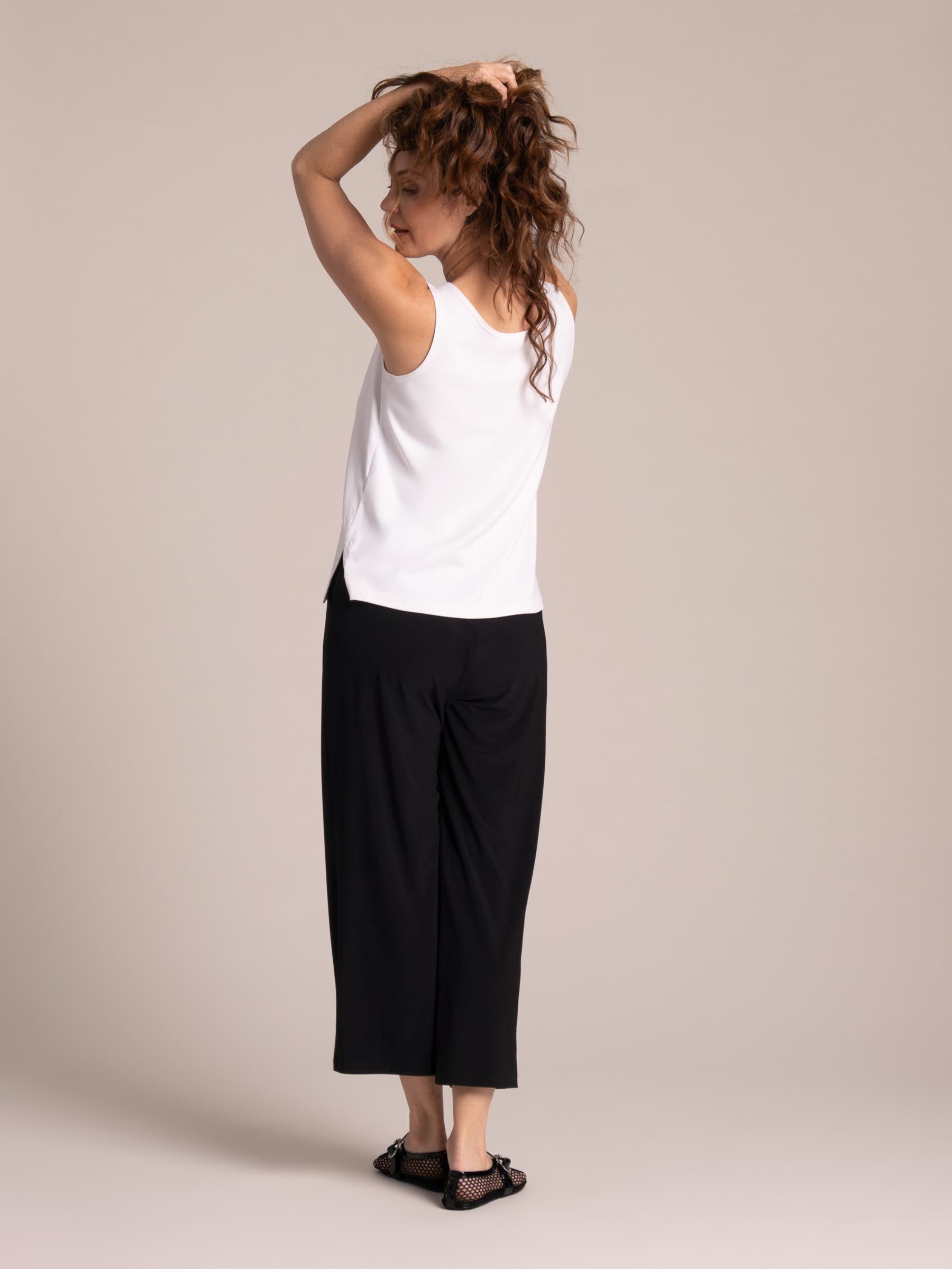 Go To Tank Relax Short, White